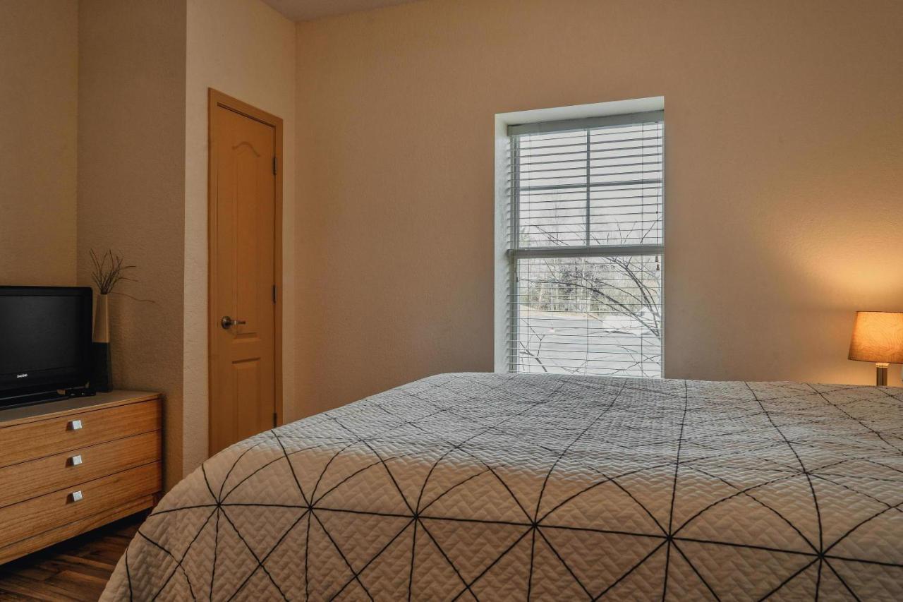 Mvc - Unit 3201 - Mountain View Zodiac Apartment Пиджен Фордж Екстериор снимка